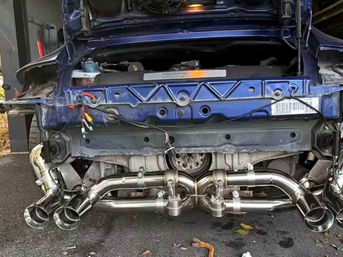 Porsche 997.2 rear silencer upgrade — customer installation